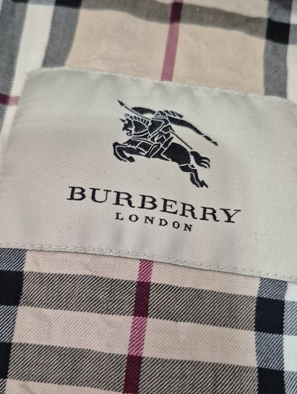 Burberry Double-Breasted Hillary Short Trench Coat- Light Blue